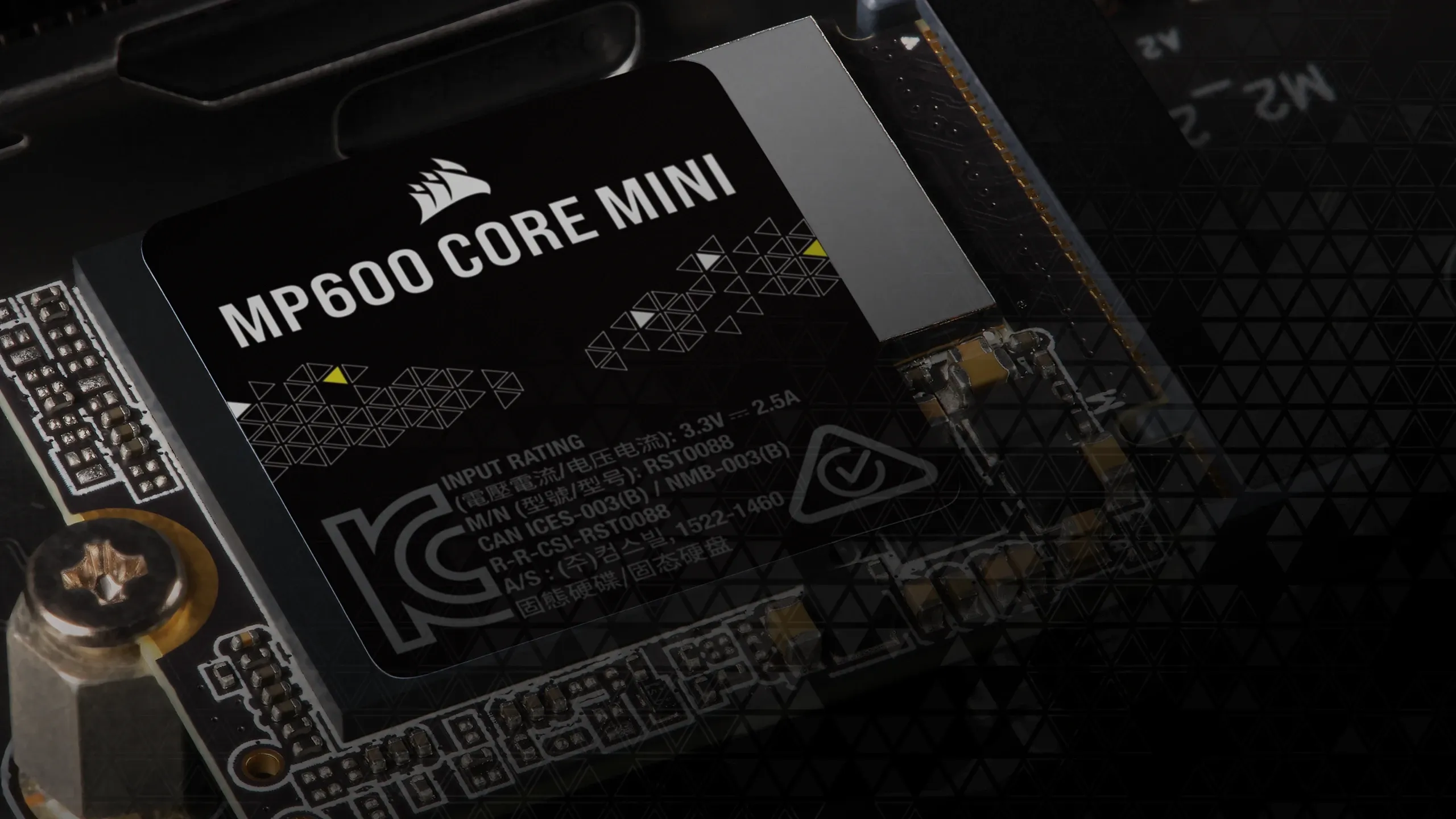 Corsair MP600 Core Mini 2TB Gen 4 M.2 2230 SSD(固態硬碟) (CSSD-F2000GBMP600CMN)